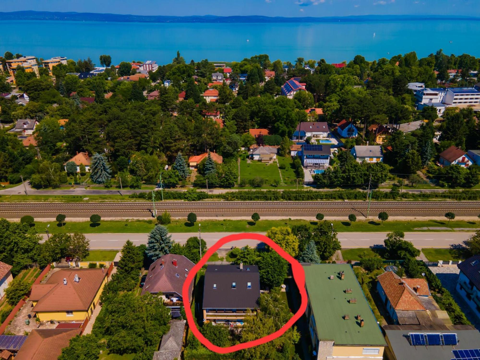 Апартаменты Pitypang Apartman Шиофок Экстерьер фото